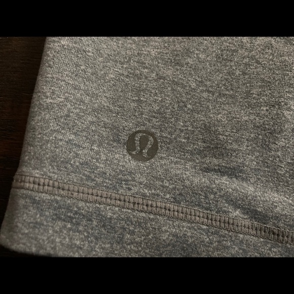 🤠BOGO 50%🤠 Lululemon Knock Out shorts - Picture 4 of 5